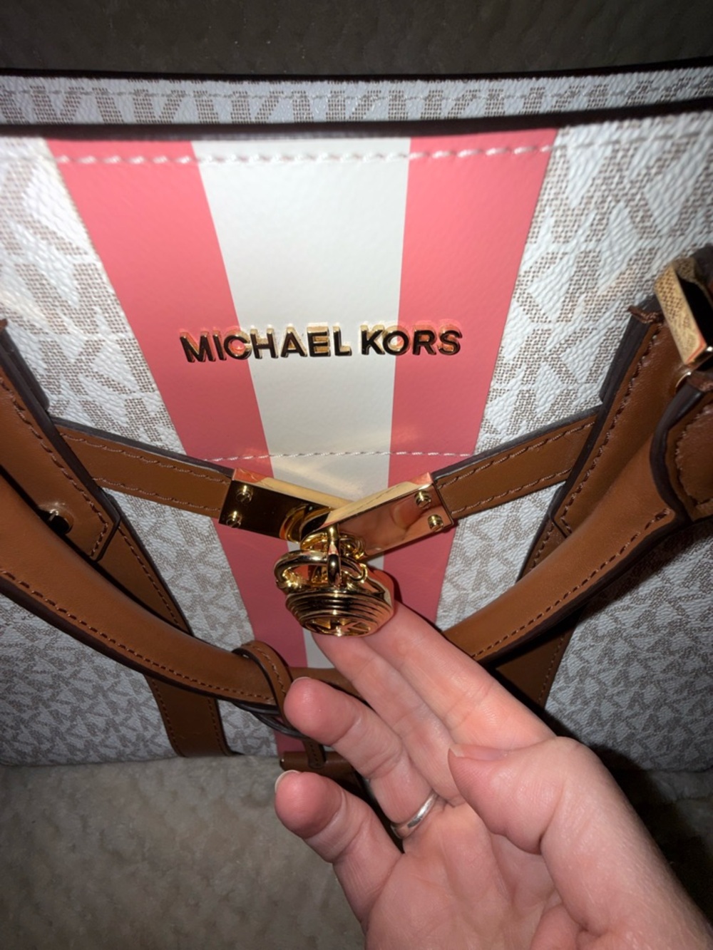 Michael Kors White, Pink & Brown Nouveau Hamilton Purse - Picture 7 of 11